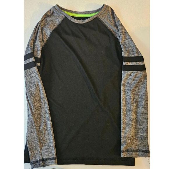Jumping Beans Active Boys Size 8 Long Sleeve Tee - Picture 1 of 3
